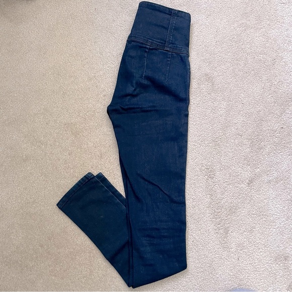 Urban Planet/Seductions Multi Button Highwaist Skinny Jean - Picture 1 of 4